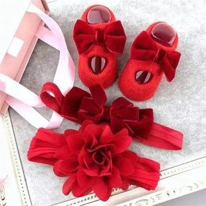 Newborn Headband and Sock 3pcs Gift Set